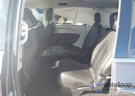 2017 Chrysler Pacifica Touring-L из США, поврежденный, VIN 2C4RC1BG2HR516134